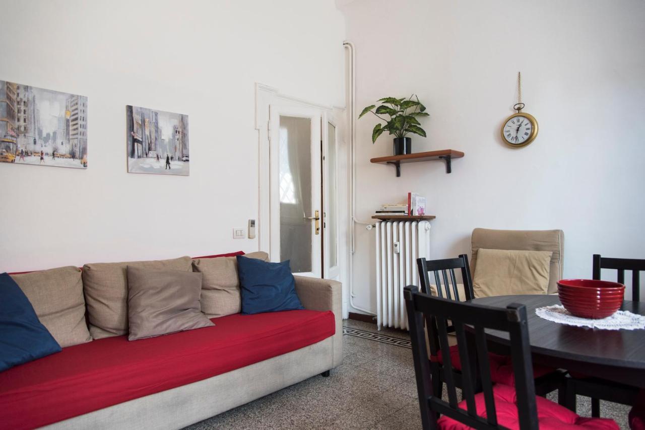 Peaceful Court Apartment In Shopping District 밀라노 외부 사진